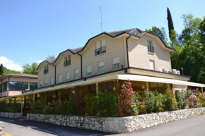  Hotel Edoné  Рое Волчиано